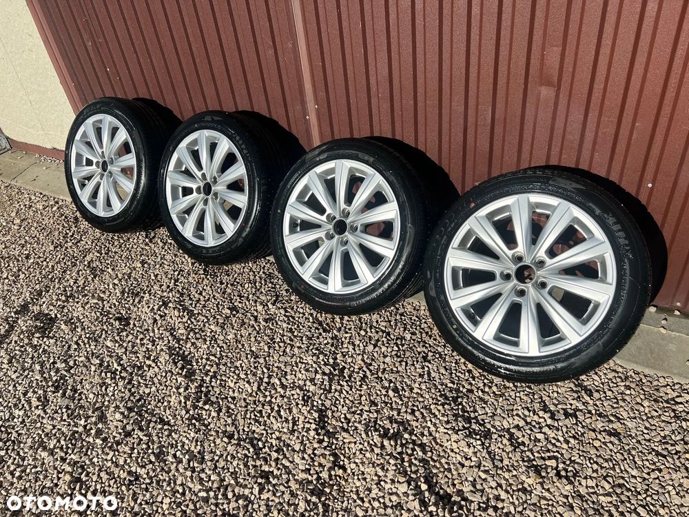 KOŁA FELGI ALUFELGI OPONY VW POLO 215 45 16 2023 rok ŁADNE OPONY 7mm - 1