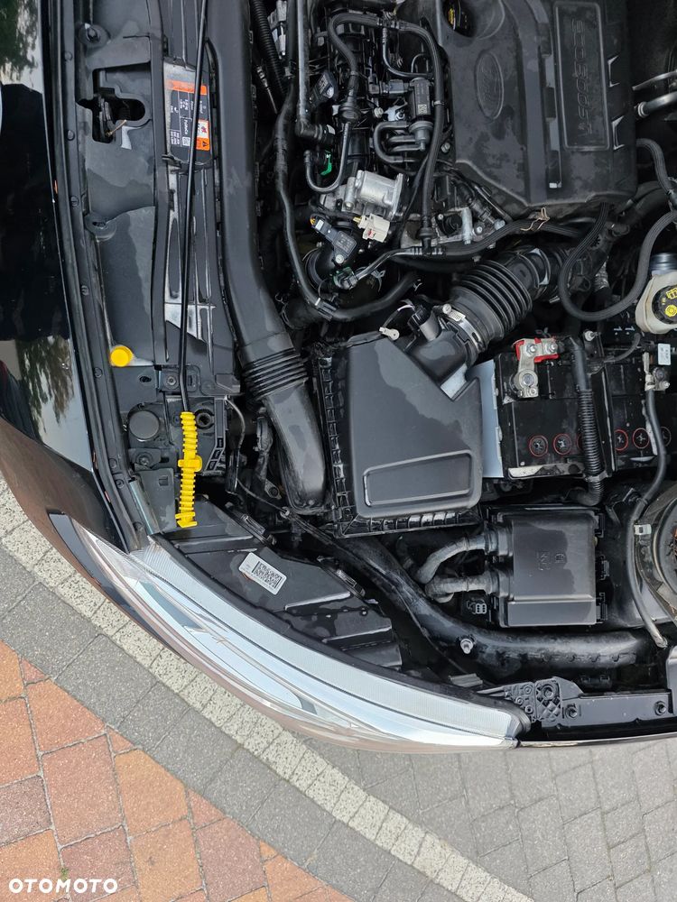 Ford Focus 1.0 EcoBoost Hybrid ACTIVE - 20