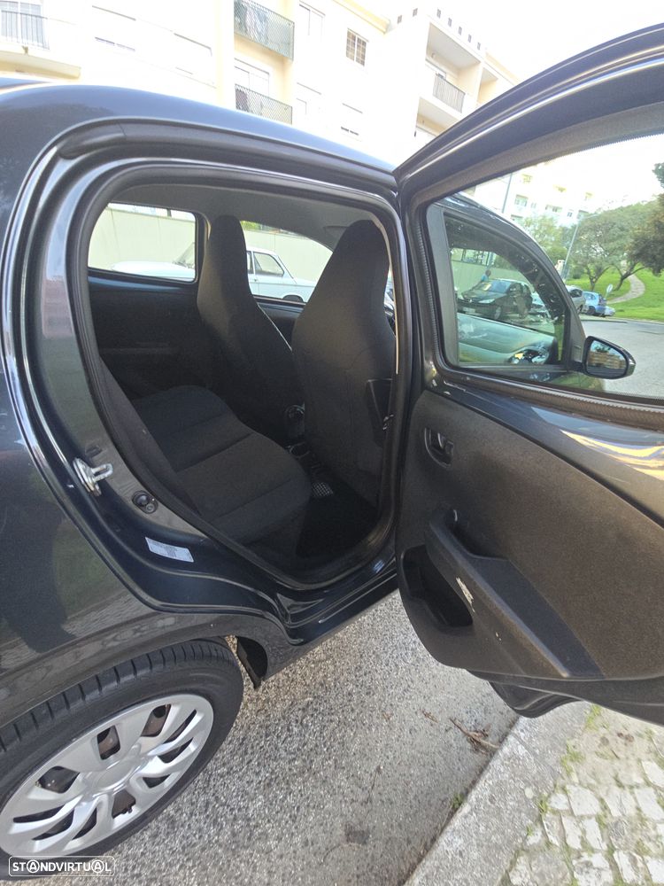 Citroën C1 1.0 VTi Shine ETG - 22