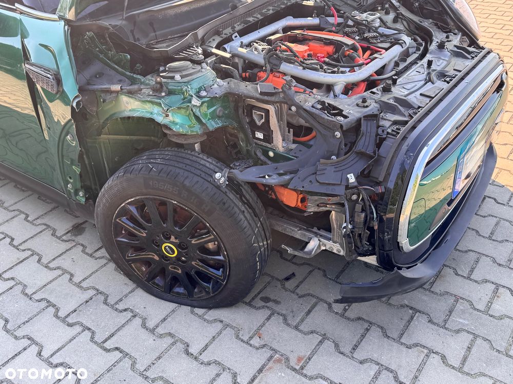 MINI Cooper SE - 15