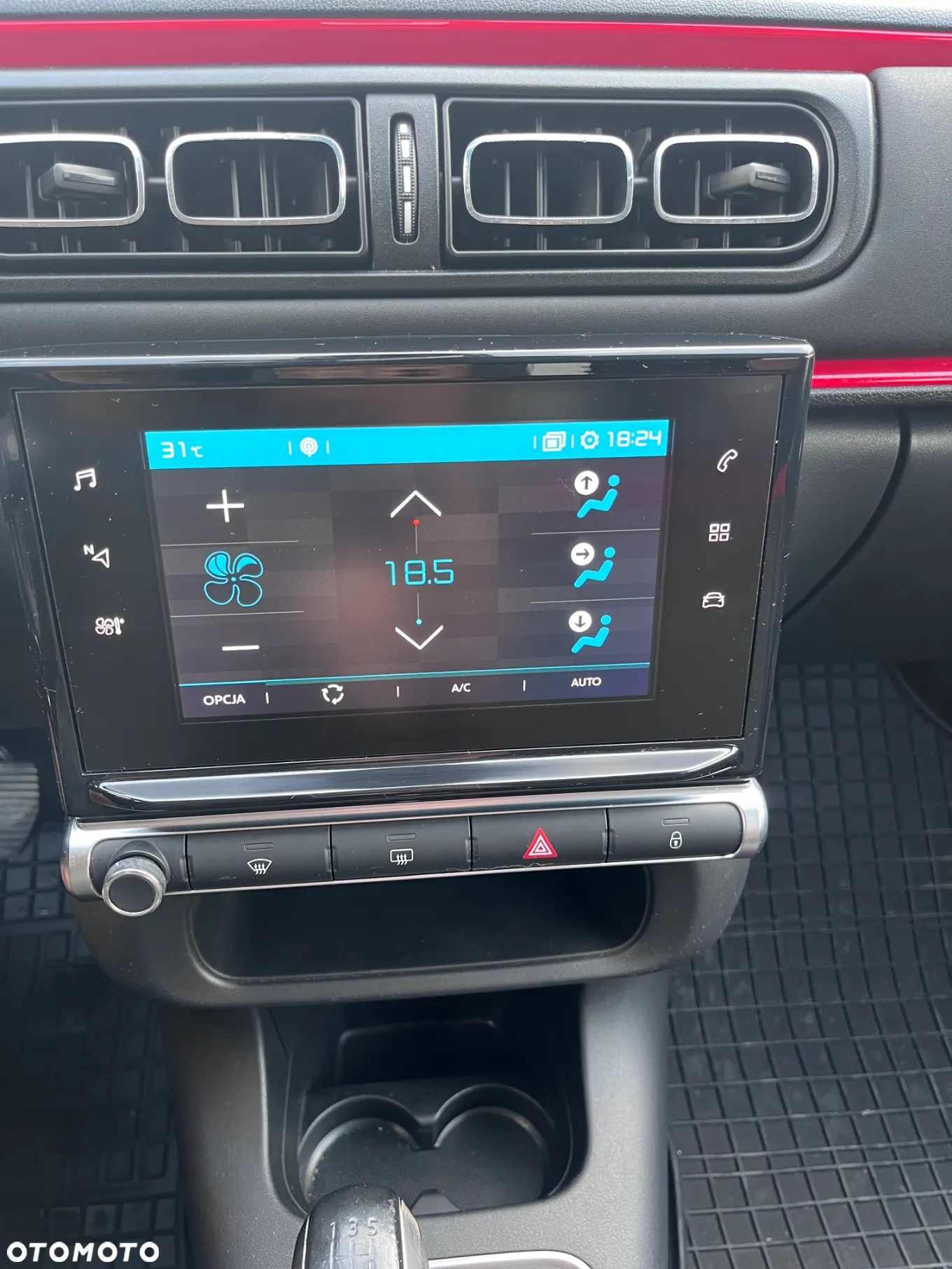 Citroën C3 1.2 PureTech Shine - 23