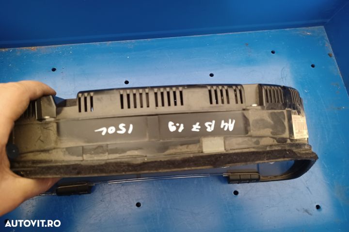 Ceasuri bord 8E0920950F Audi A4 B7 [2004 - 2008] Avant wagon 5-usi 1. - 3