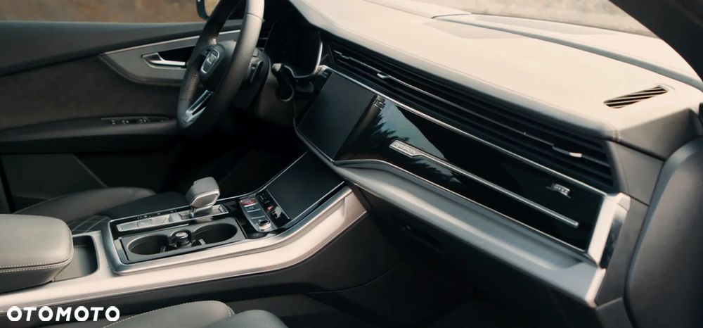 Audi SQ8 TFSI quattro tiptronic - 13