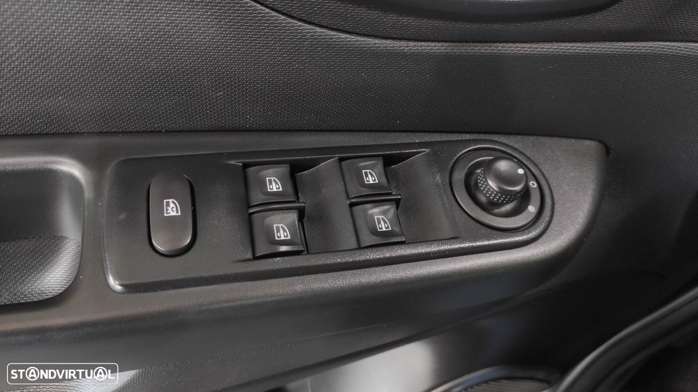 Renault Captur 1.5 dCi Sport - 40