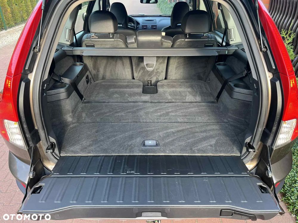 Volvo XC 90 D5 AWD Momentum - 25