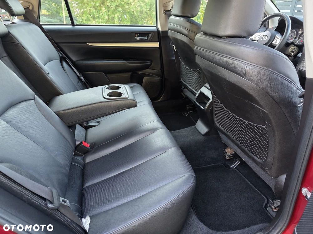 Subaru Outback 2.0D Exclusive - 4