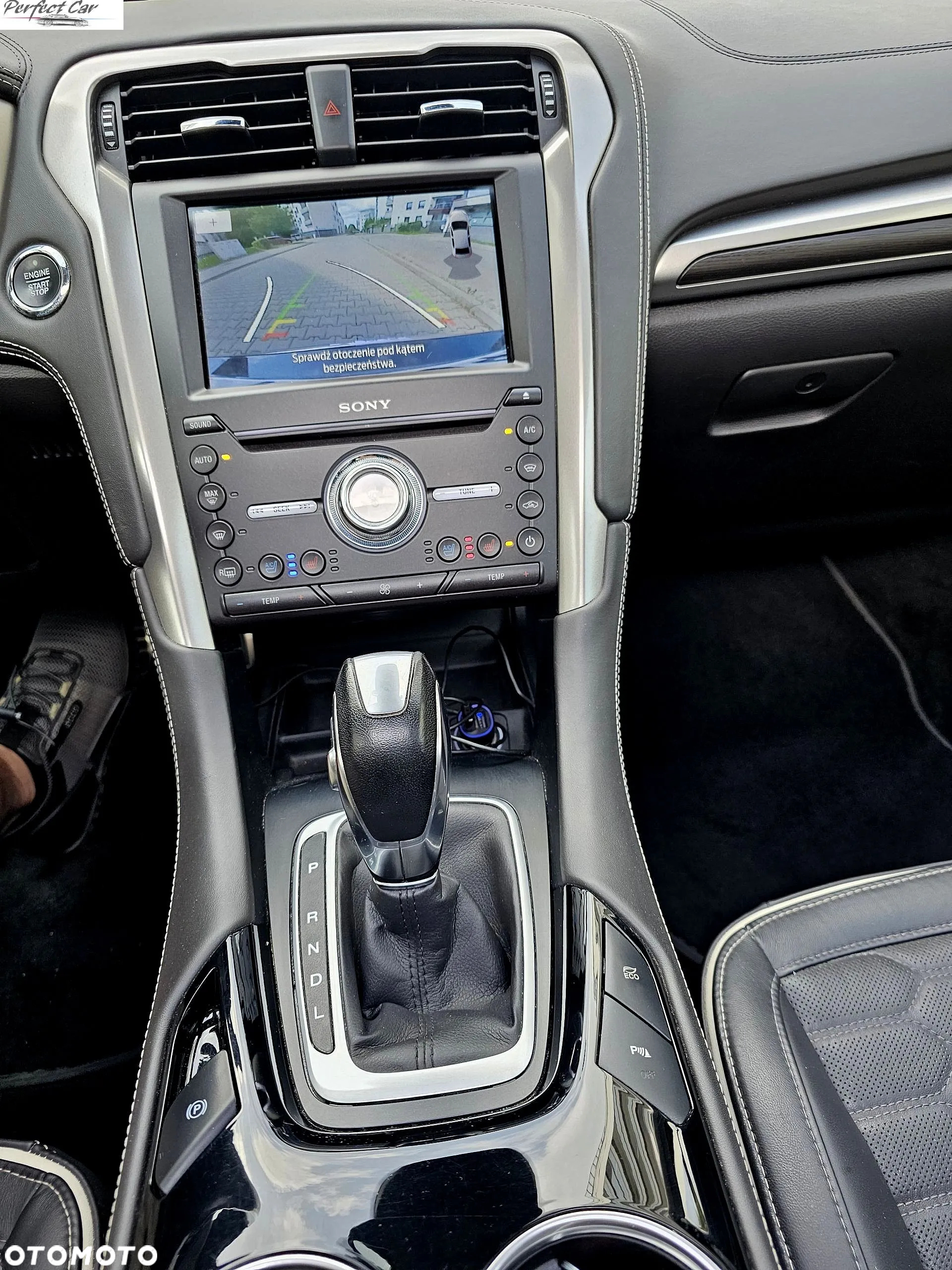 Ford Mondeo Vignale 2.0 Hybrid - 19