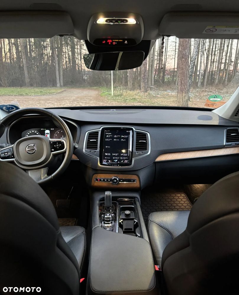 Volvo XC 90 - 7