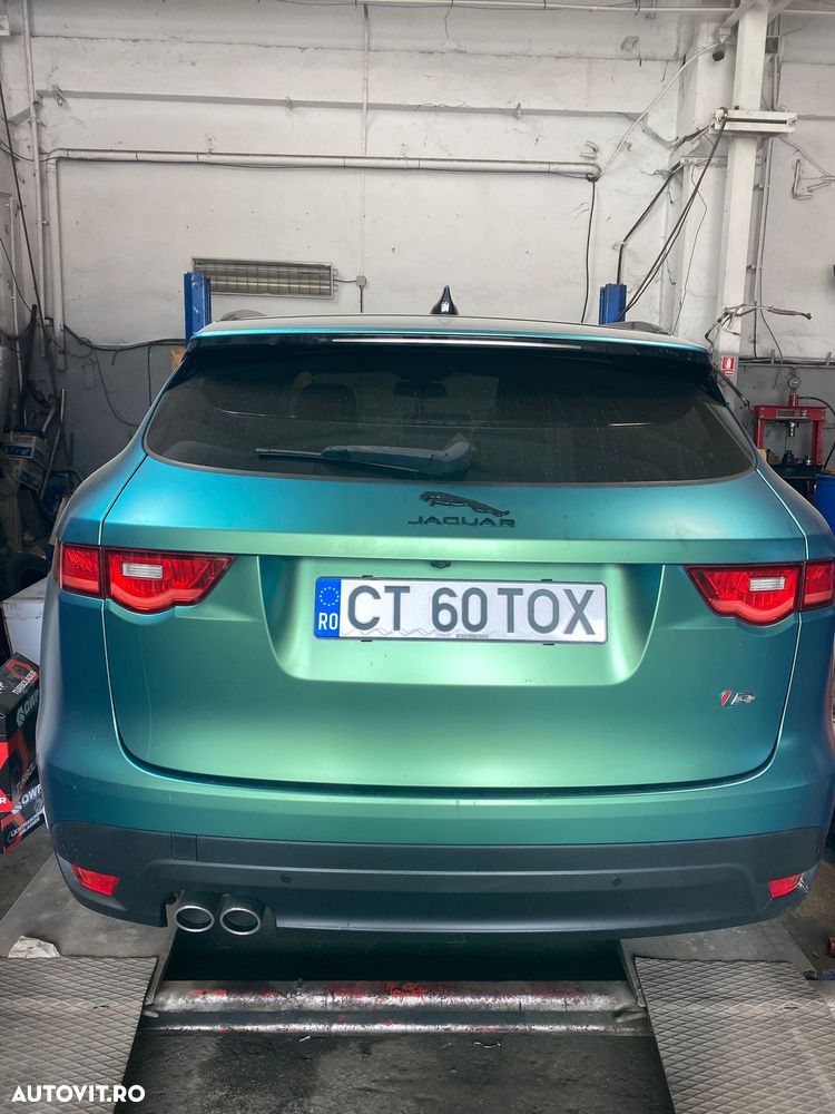 Jaguar F-Pace 20d AWD R-Sport - 5