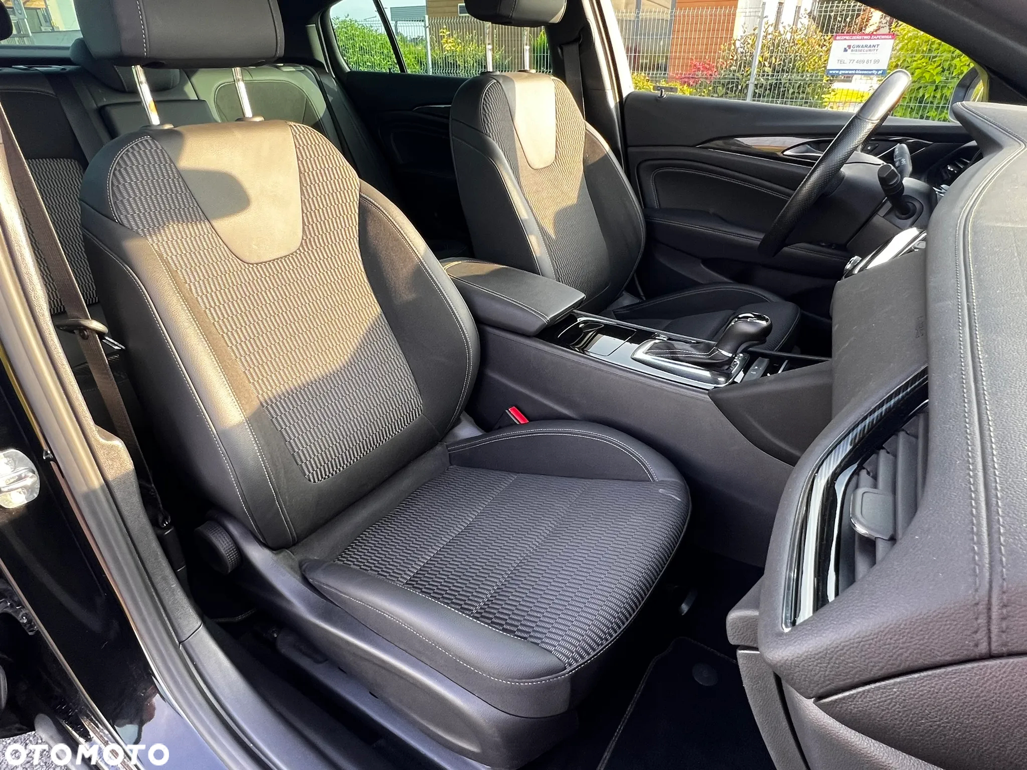 Opel Insignia 1.5 T Elite S&S - 18