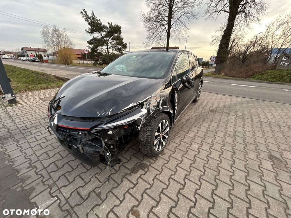 Renault Clio - 11
