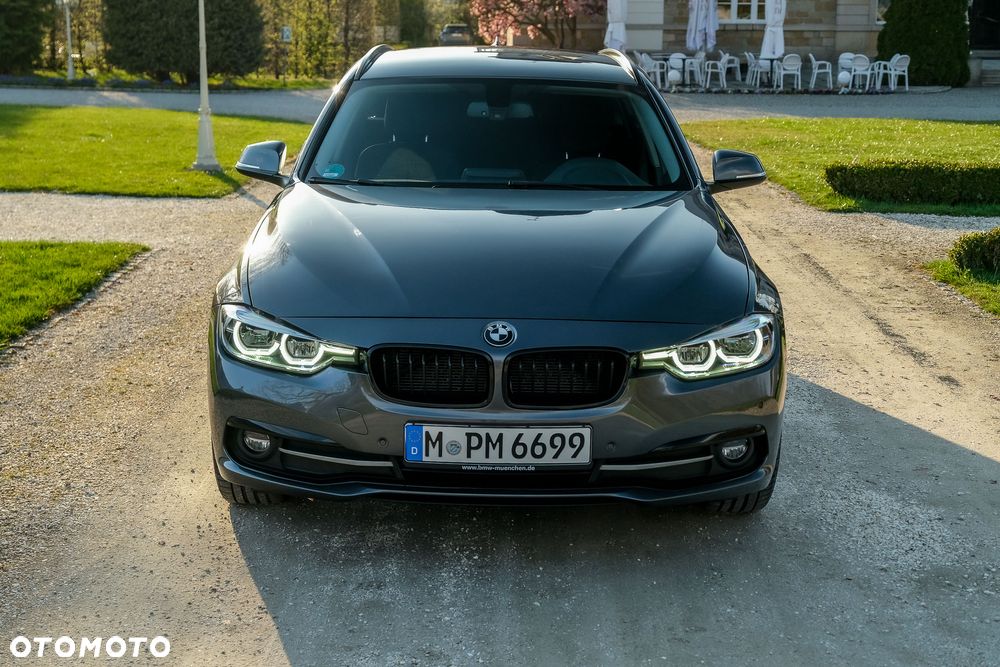 BMW Seria 3 318d Sport Line Shadow - 4