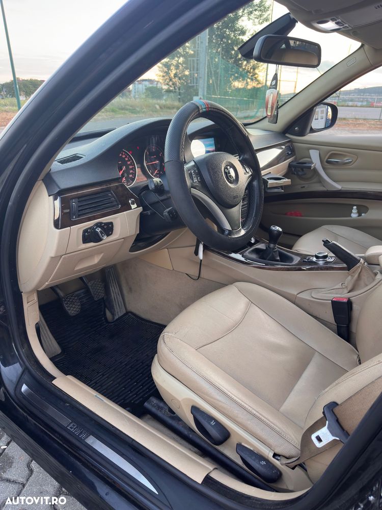 BMW Seria 3 320d - 5