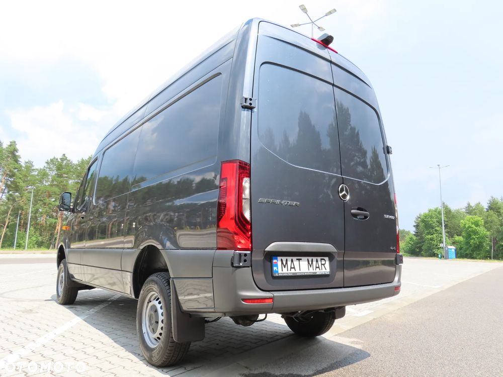 Mercedes-Benz Sprinter 4x4 319 CDI V6 3.0 CDI 190 KM Automat 7G-Tronic Chłodnia -30*C Agregat Chłodniczy Rozstaw Osi 3665 mm Ładowność 1067 Kg WZMACNIANY Przebieg 10 Tys Km Jedyny Taki UNIKAT Stan NOWY Jak Z Fabryki POLECAM - 11