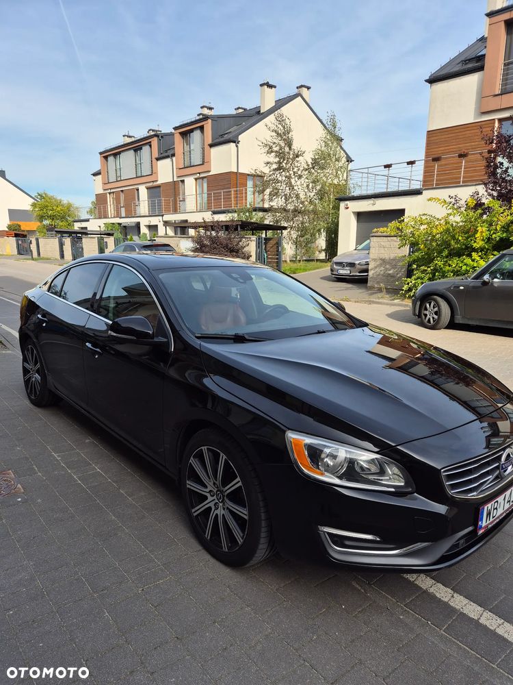 Volvo S60 T5 Drive-E R-Design Momentum - 2