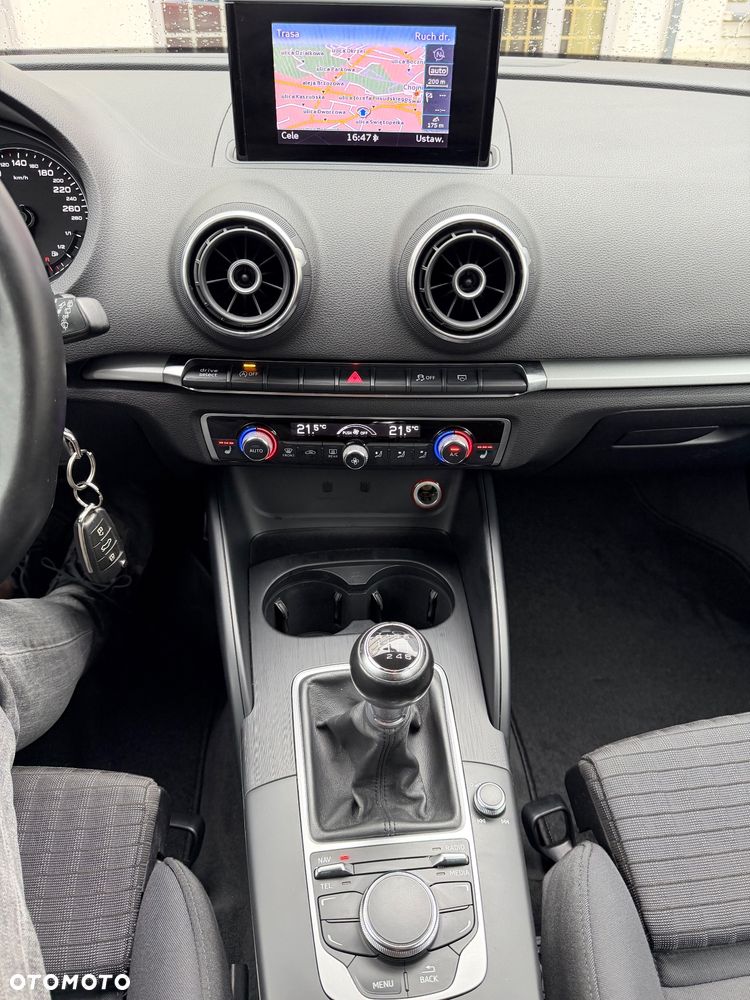 Audi A3 Sportback - 8