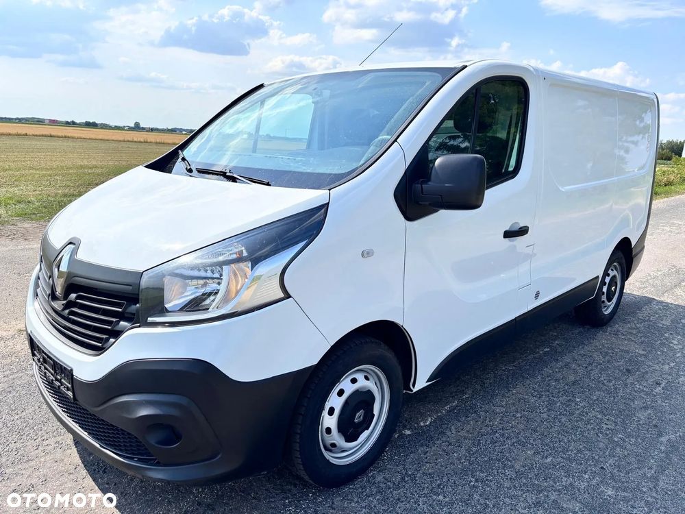 Renault TRAFIC - 1
