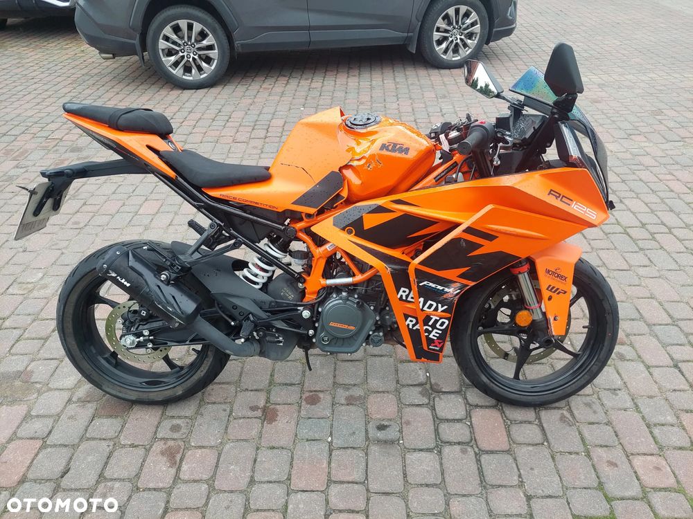KTM RC 125 - 6