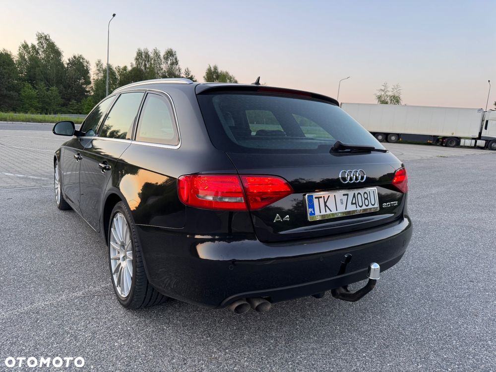Audi A4 Avant 2.0 TDI - 14