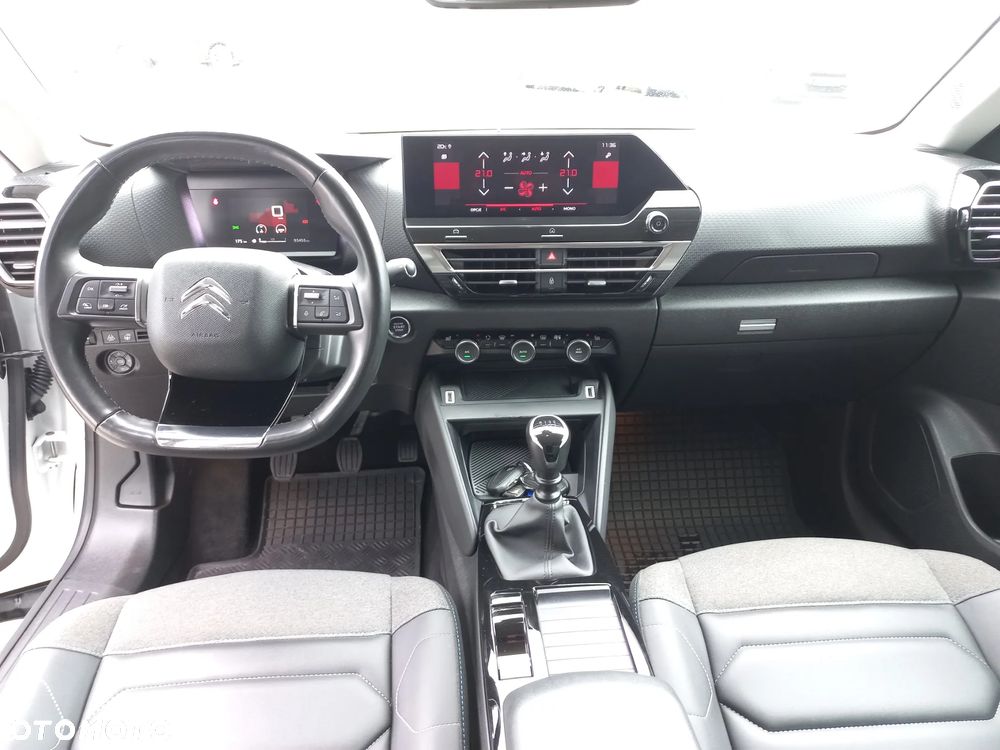 Citroën C4 1.2 PureTech Shine S&S - 15