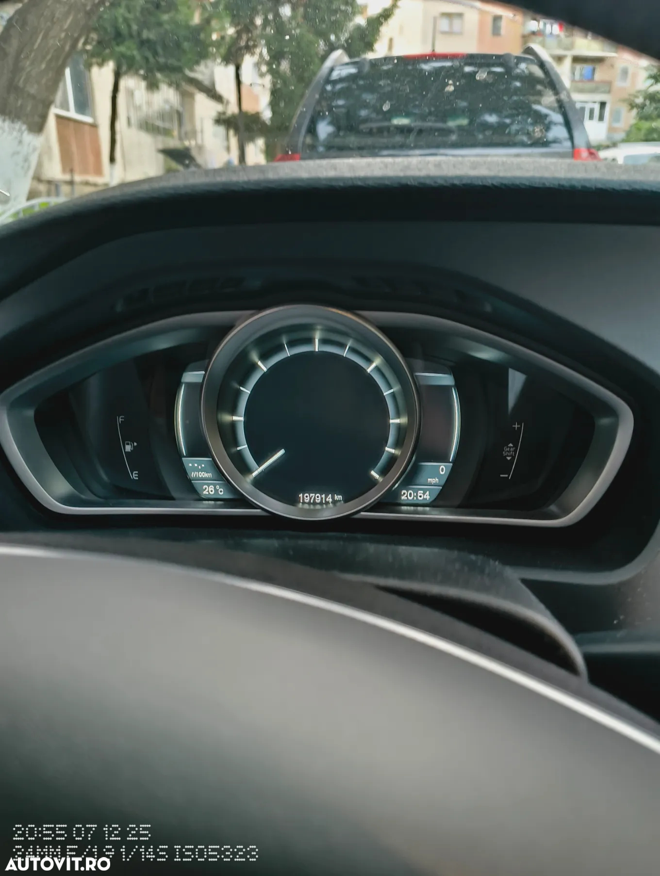 Volvo V40 D3 Momentum - 9