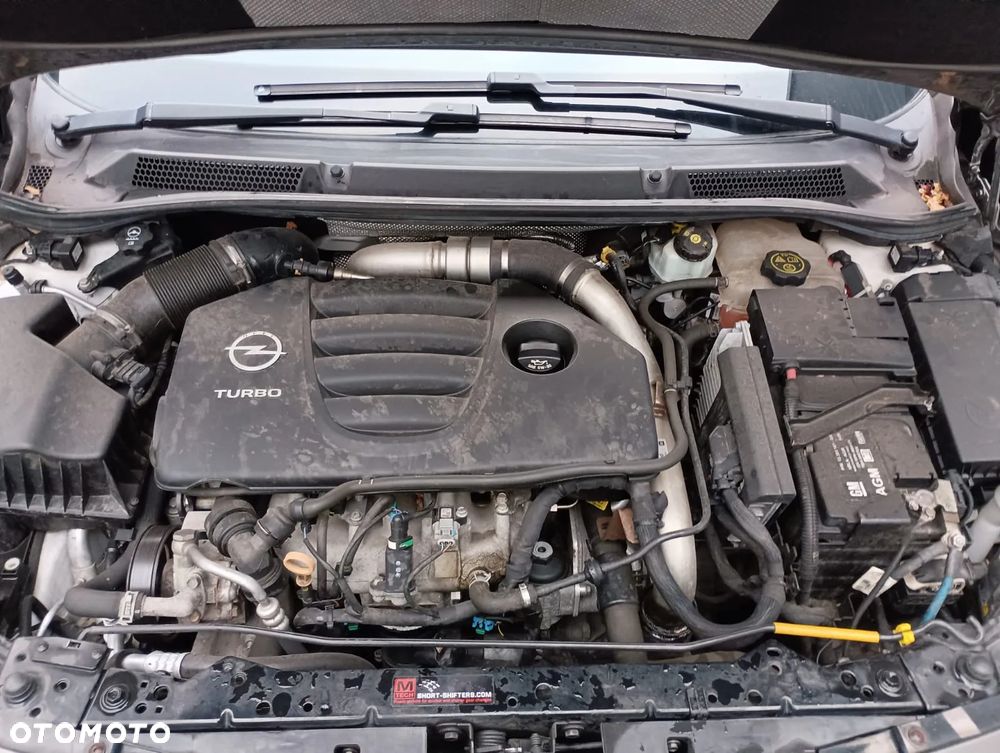 Opel Astra IV GTC OPC - 14