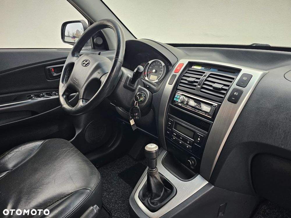 Hyundai Tucson 2.0 2WD GLS - 11