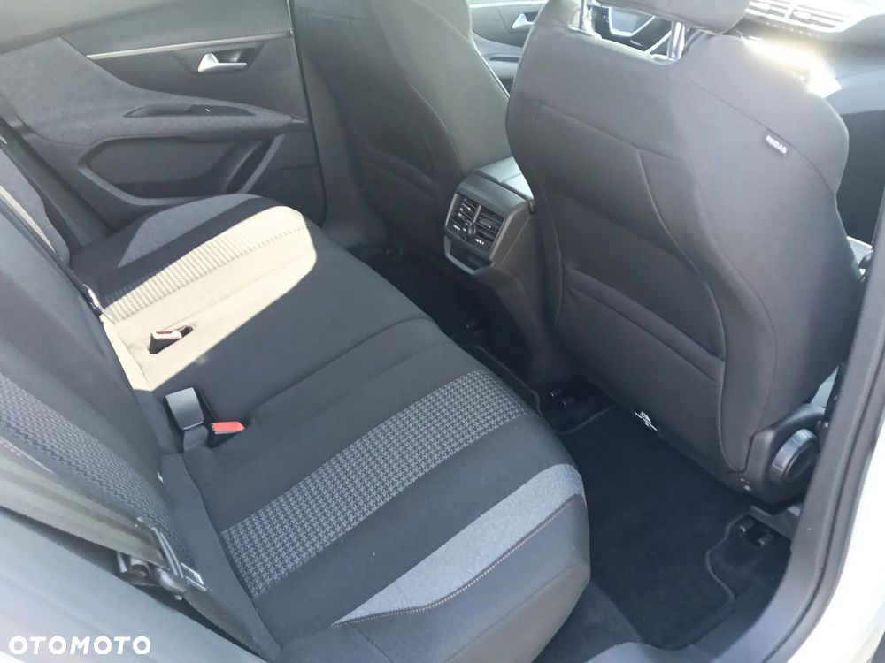 Peugeot 3008 BlueHDi 130 Stop & Start EAT8 Active - 12
