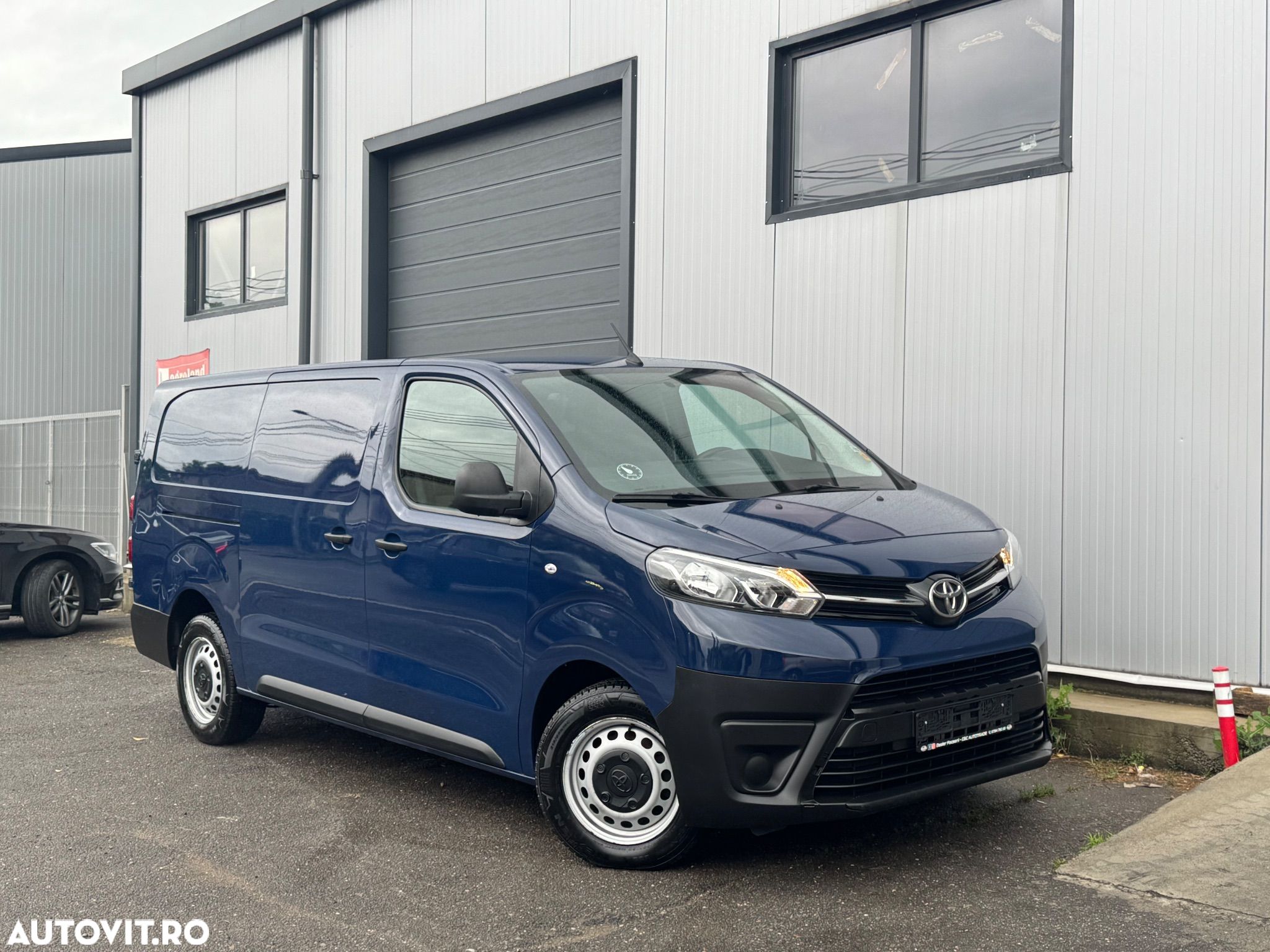 Toyota Proace 2,0-l-D-4D L2 Comfort - 1
