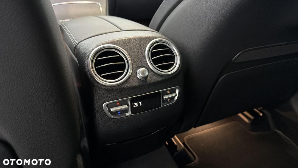 Mercedes-Benz GLC 300 e 4-Matic - 17