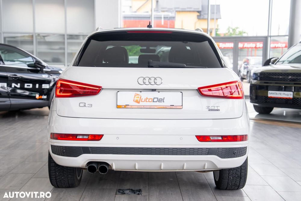 Audi Q3 2.0 TFSI Quattro S tronic - 10