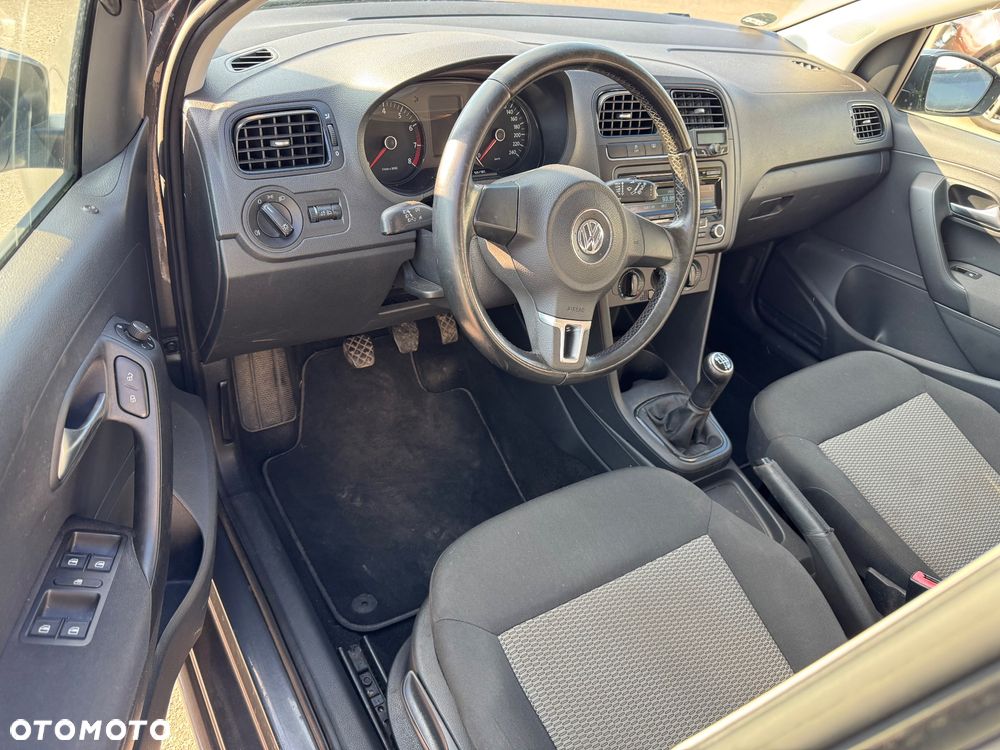 Volkswagen Polo 1.4 Comfortline - 4