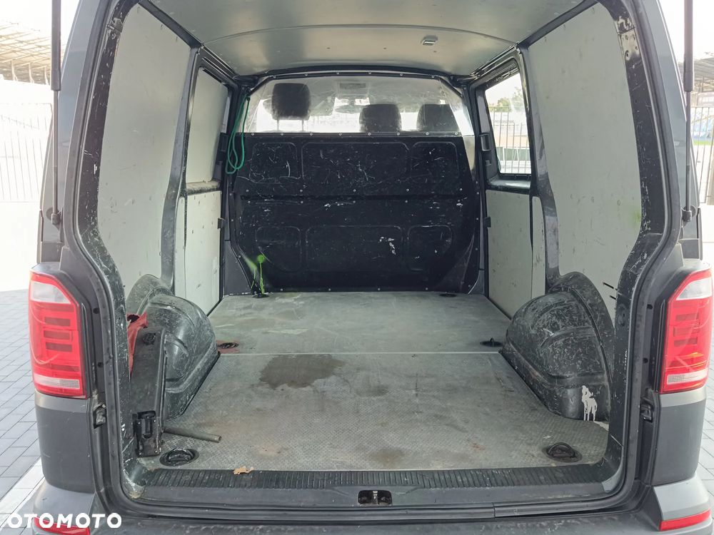 Volkswagen Transporter T6 - 14