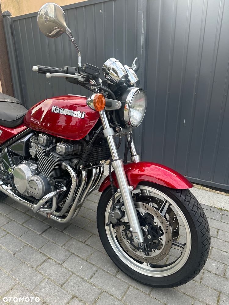 Kawasaki Zephyr - 2
