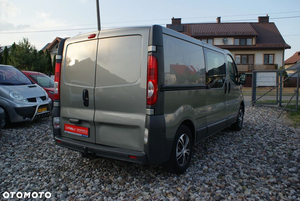 Opel Vivaro - 14