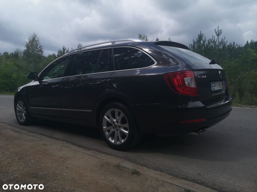 Skoda Superb 2.0 TDI 4x4 Comfort - 9