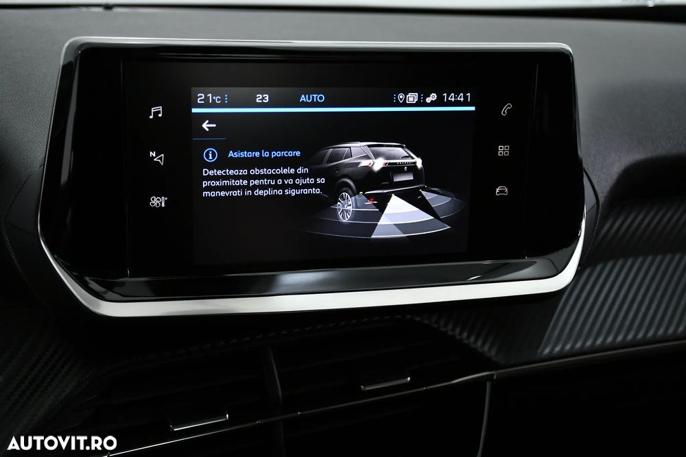 Peugeot 2008 1.2 L PureTech STT EAT8 Allure - 23