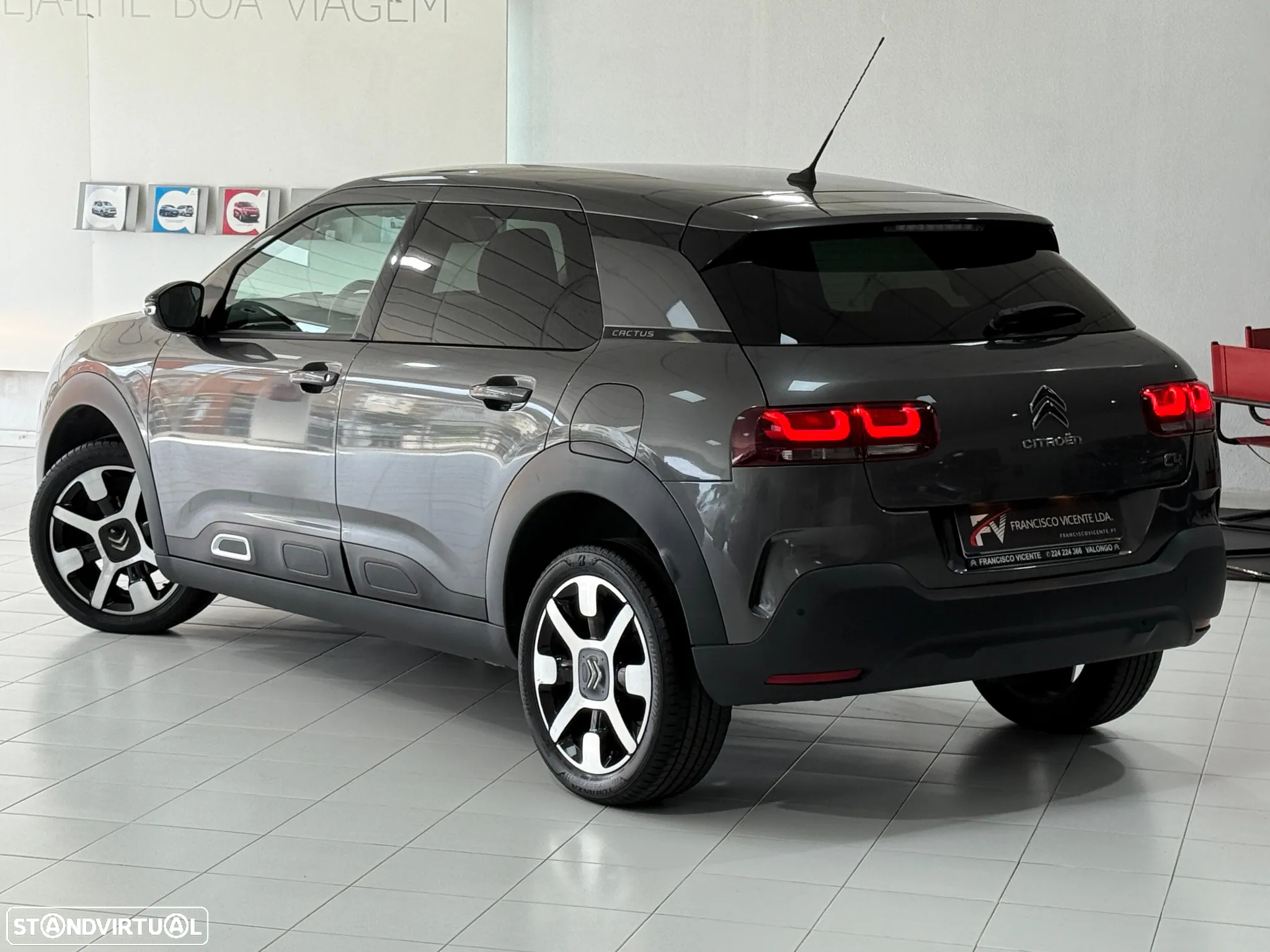 Citroën C4 Cactus 1.2 PureTech Shine - 36