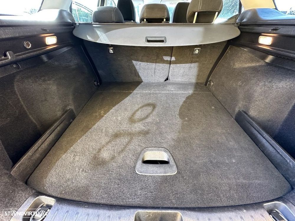 Fiat Tipo Station Wagon 1.3 M-Jet Lounge - 14