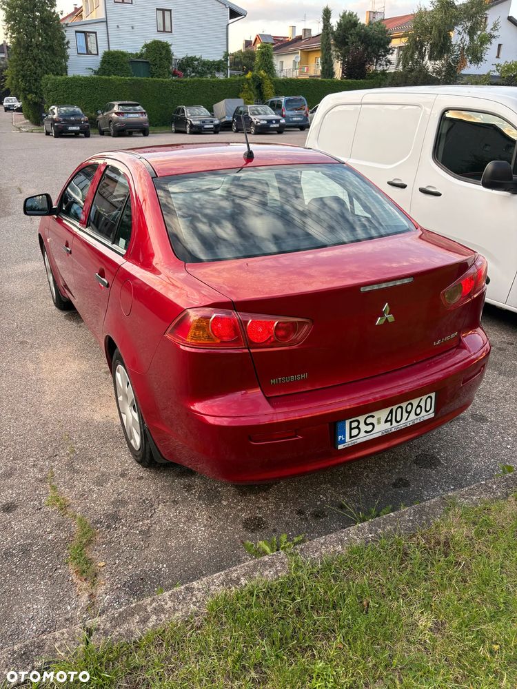Mitsubishi Lancer 1.5 Inform - 3
