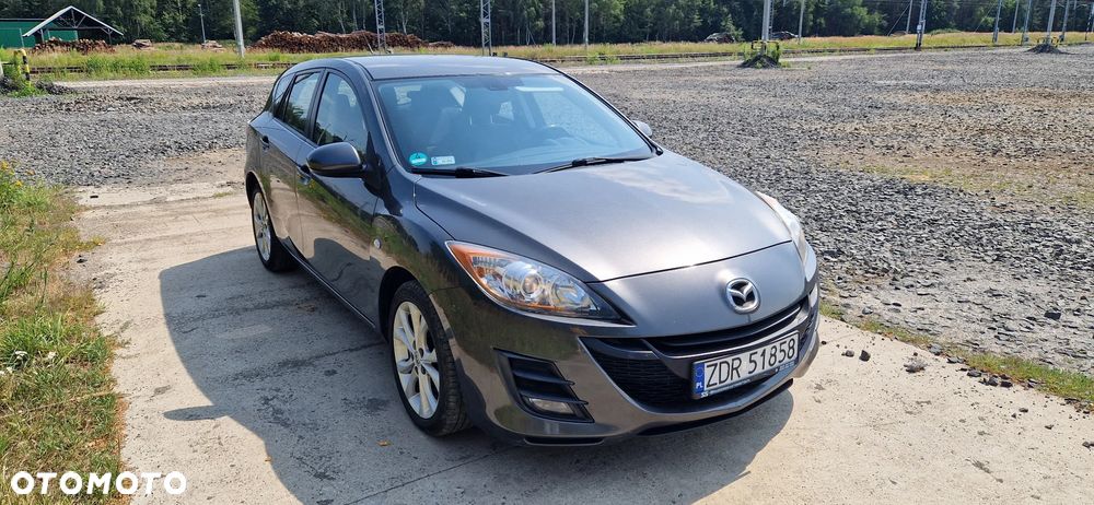 Mazda 3 2.0 Exclusive + - 1
