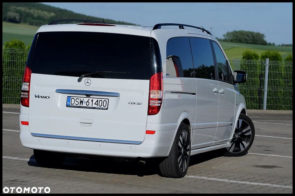 Mercedes-Benz Viano - 12