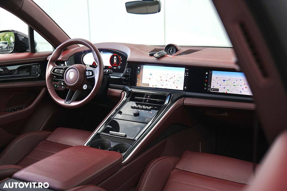 Porsche Panamera 4 E-Hybrid - 34