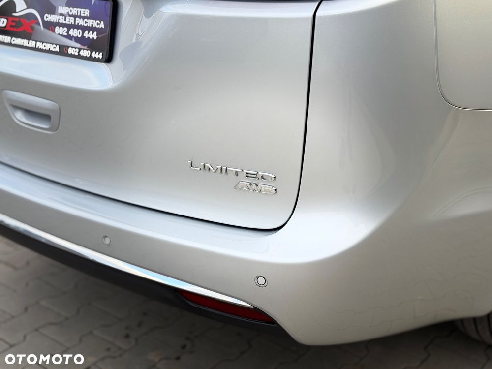 Chrysler Pacifica - 13