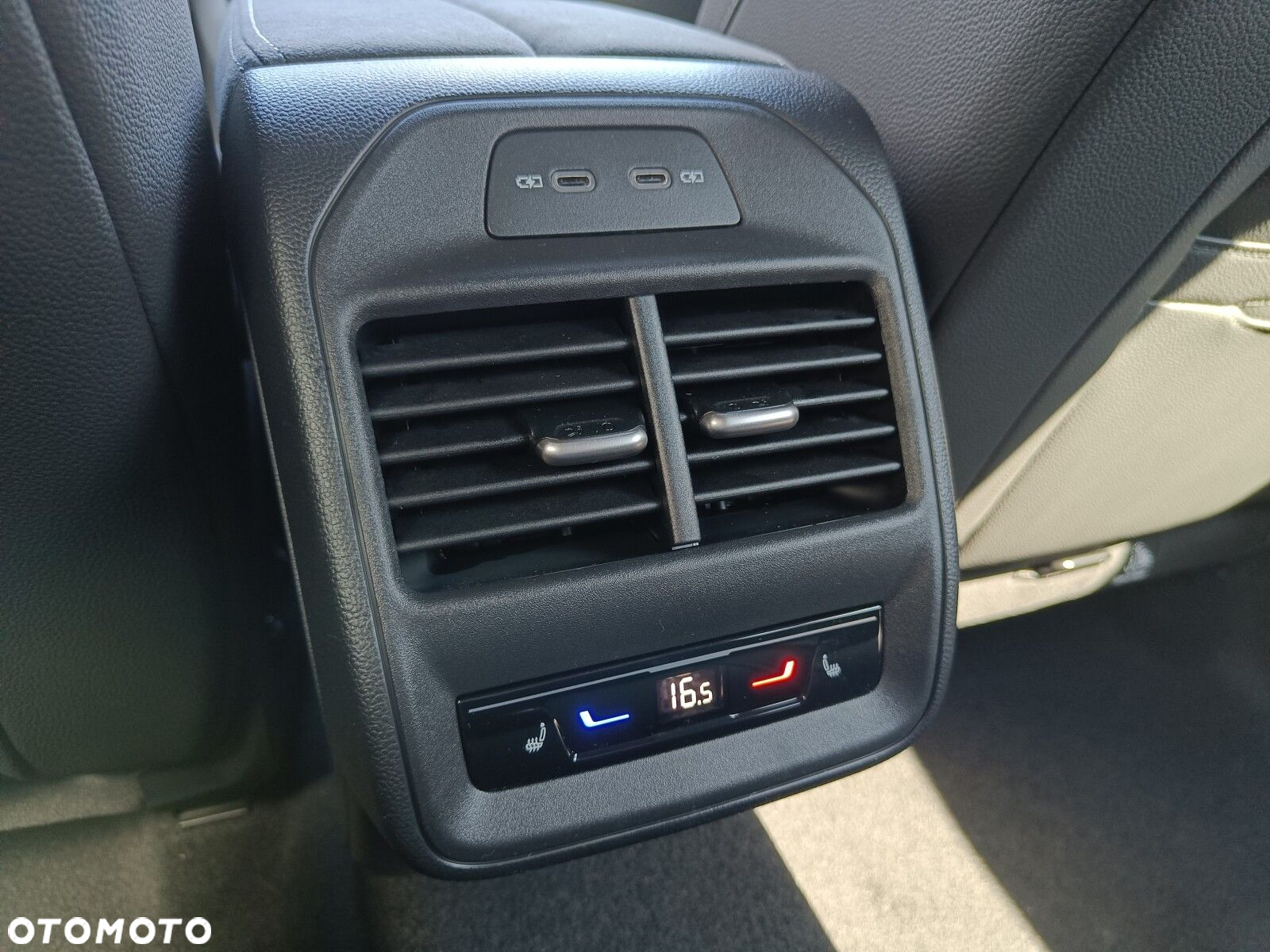Skoda Superb 2.0 TSI Sportline DSG - 11