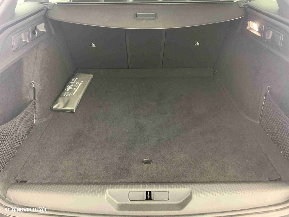 Peugeot 308 SW 1.2 Hybrid Style e-DCS6 - 8