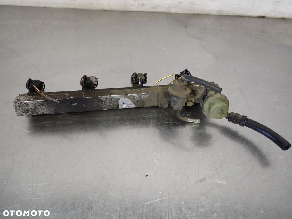 LISTWA WTRYSKOWA HONDA HR-V - 4