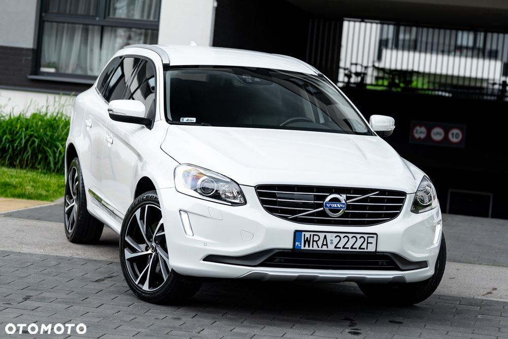 Volvo XC 60 D5 AWD Summum - 4