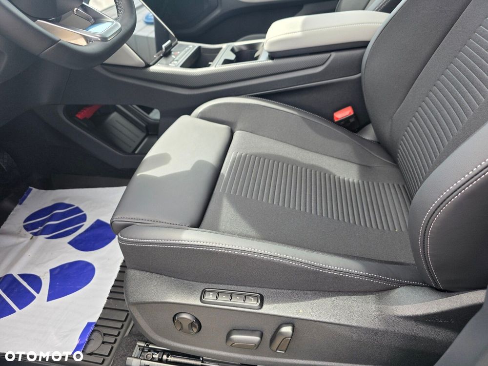 Ford Explorer - 15