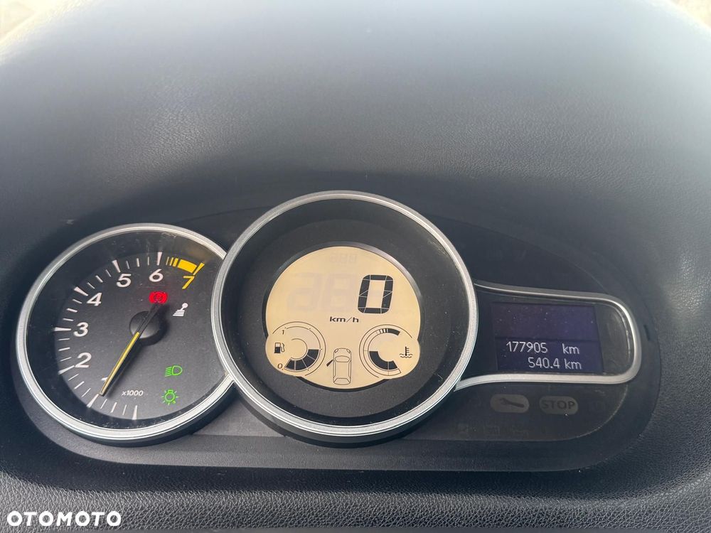 Renault Megane 1.6 16V Generation - 17